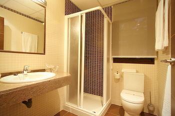 Hostal Avenida Barajas Madrid Ngoại thất bức ảnh